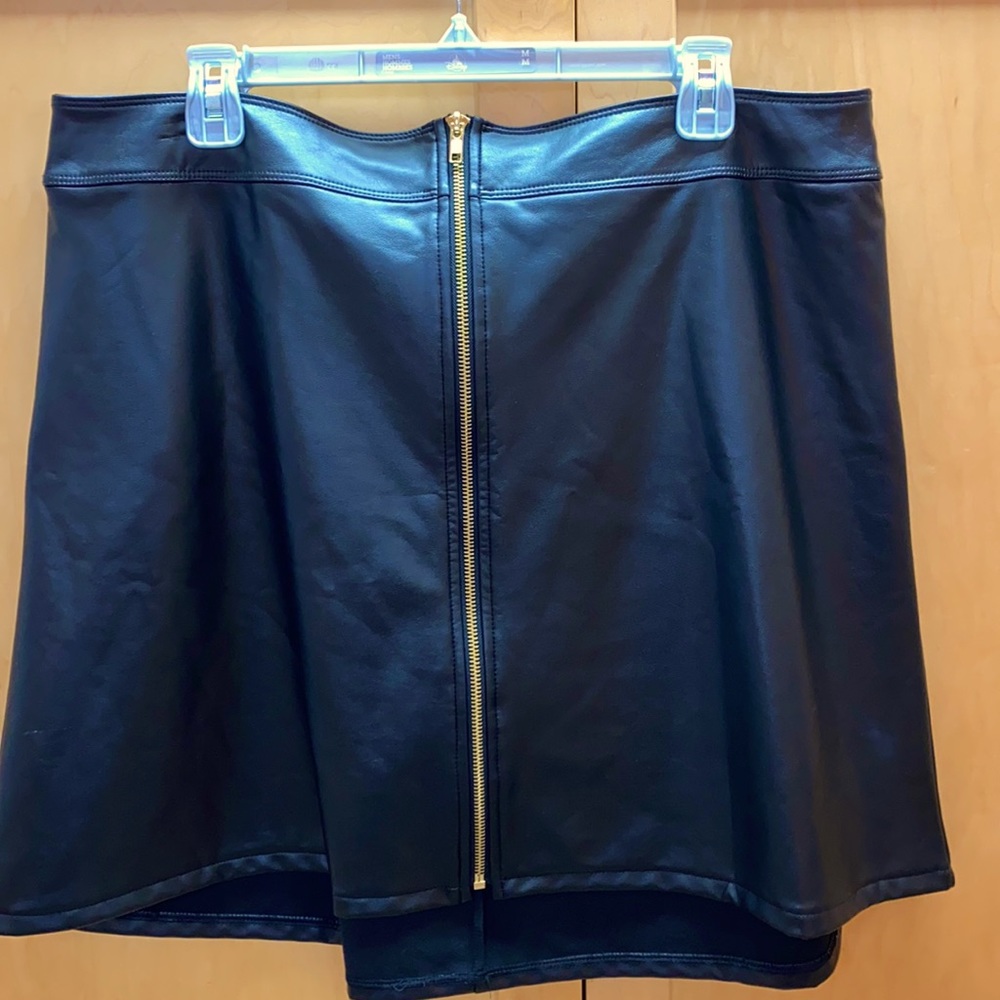 NWT imitation leather skirt